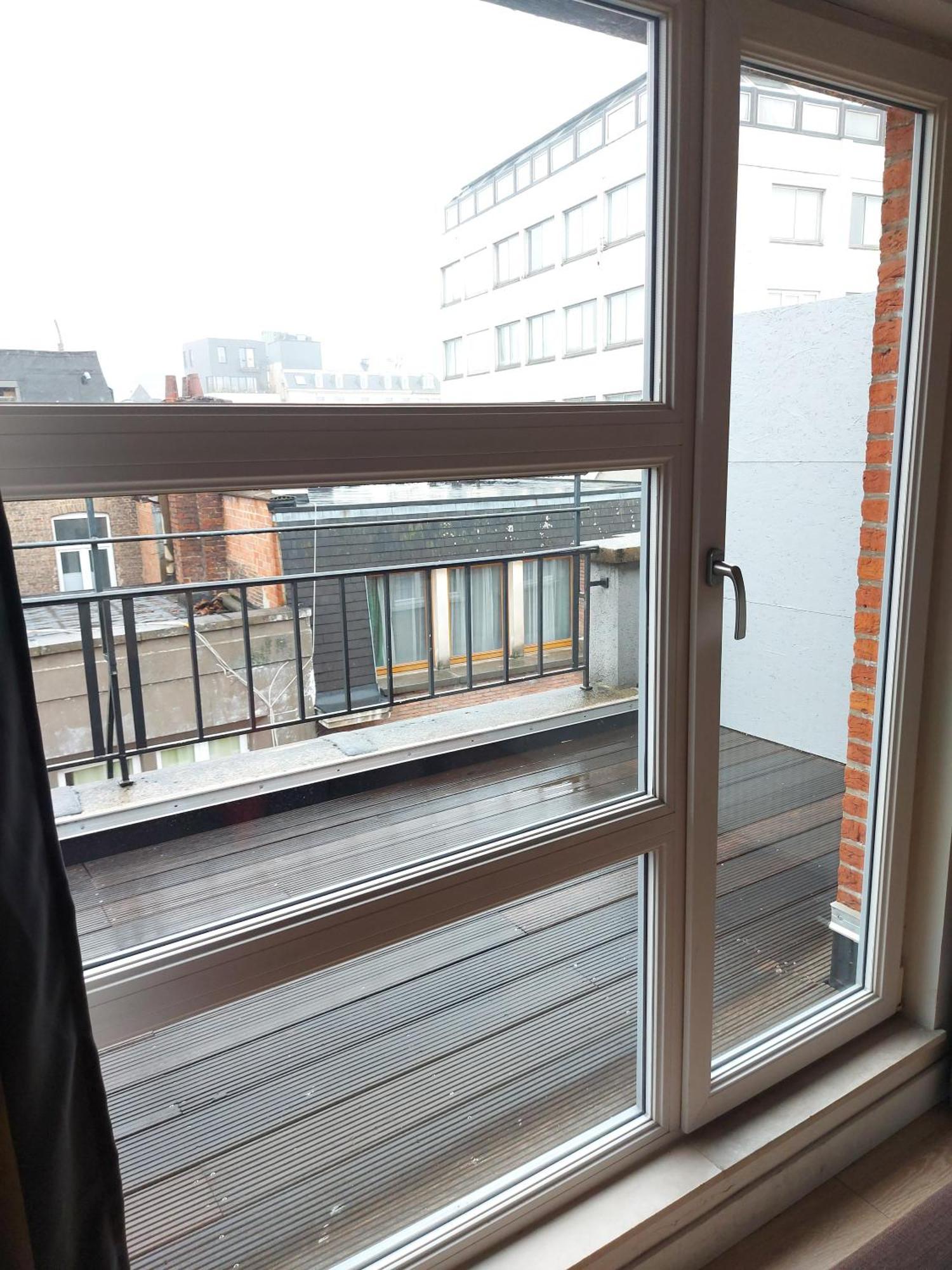 Apartment Chez Esmara Et Philippe Brussels Bilik gambar